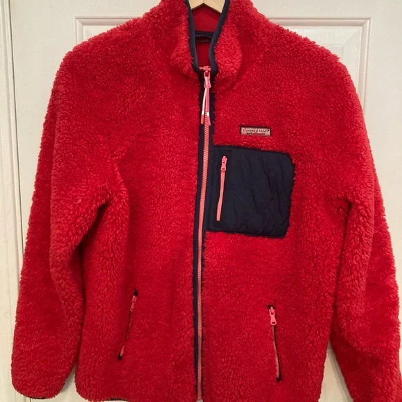 Vineyard Vines Red Fleece with Navy Trim - Picture 1 of 4